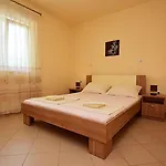 Apartman Apartmani Simetin *